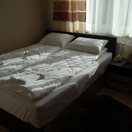 Apartament Plaza *